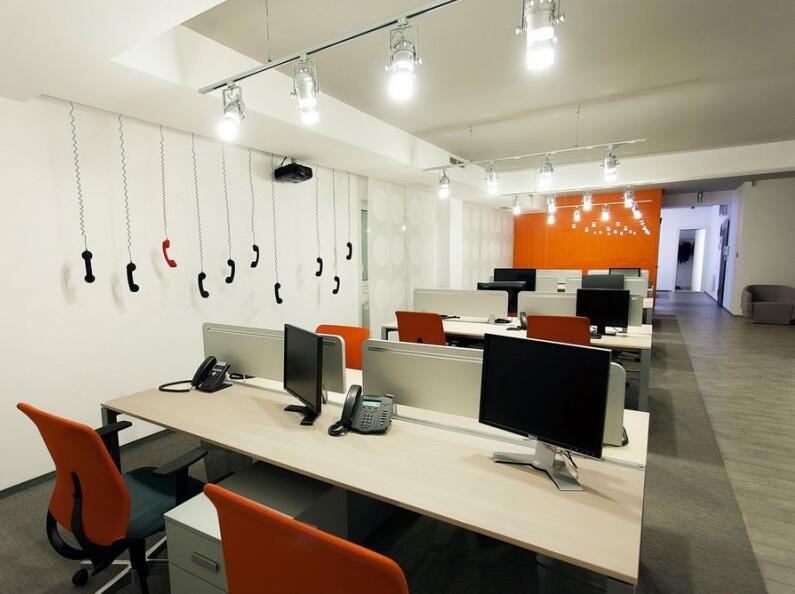 小型办公室怎么装修才能把办公空间变得更大